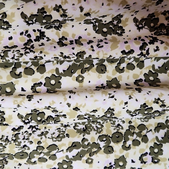 ANN Taylor Factory Green White Print Popover Top Size S - Picture 8 of 11